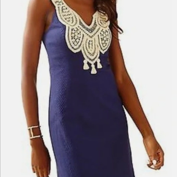 Lilly Pulitzer Elegant Navy Blue Dress with Gold Lace Detail Size Small NWOT - Picture 3 of 10